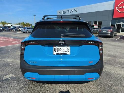 2026 Nissan Kicks SR