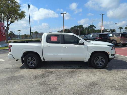 2025 Nissan Frontier SV