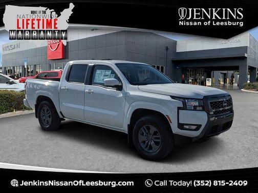 2025 Nissan Frontier SV