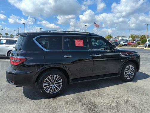 2023 Nissan Armada SL