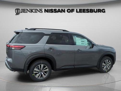 Gun Metallic 2026 Nissan Pathfinder SL