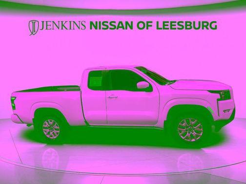 Glacier White 2024 Nissan Frontier SV