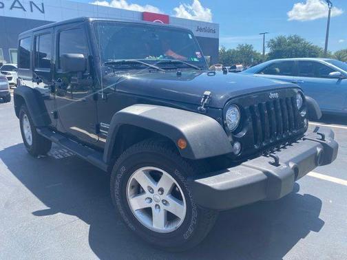 Black Clearcoat 2018 Jeep Wrangler JK Unlimited Sport