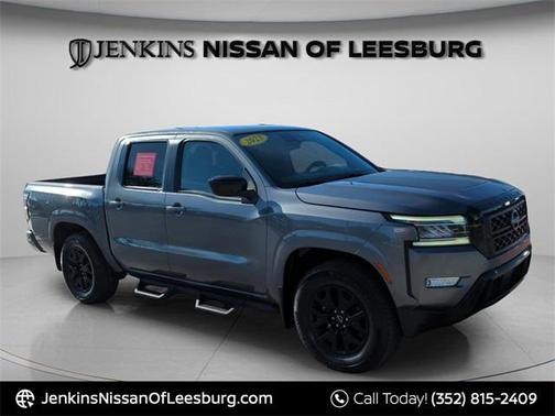 2023 Nissan Frontier SV