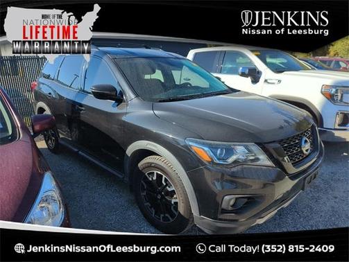 2020 Nissan Pathfinder SV