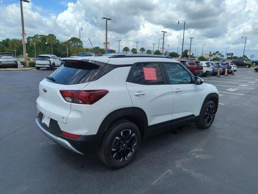 Summit White 2023 Chevrolet Trailblazer LT