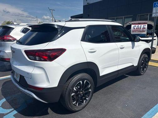 Summit White 2023 Chevrolet Trailblazer LT