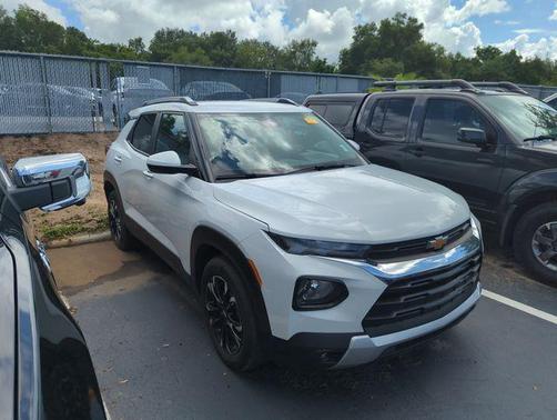 Summit White 2023 Chevrolet Trailblazer LT