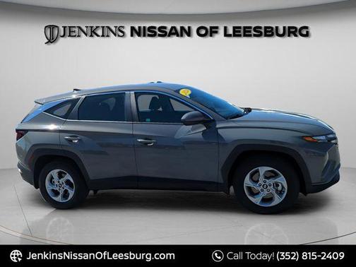 Hampton Gray 2024 Hyundai TUCSON SE