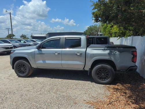 Sterling Gray Metallic 2024 Chevrolet Colorado LT