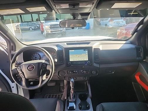 2024 Nissan Frontier PRO-X