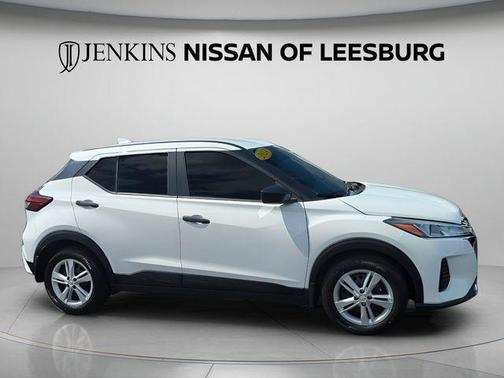 Fresh Powder 2024 Nissan Kicks S