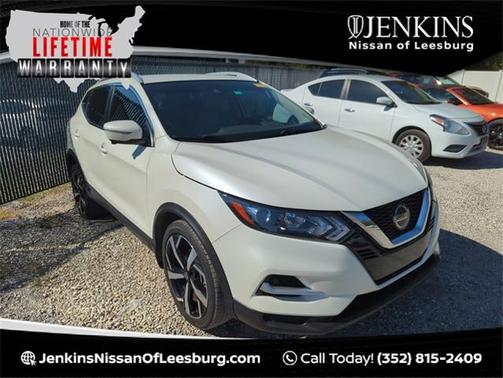 2022 Nissan Rogue Sport SL