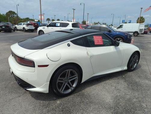 Pearl White 2025 Nissan Z Sport