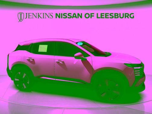 Aspen White Tri 2025 Nissan Kicks SR