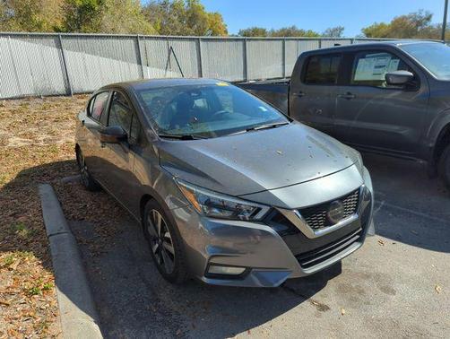 2021 Nissan Versa 1.6 SR