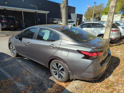 2021 Nissan Versa 1.6 SR