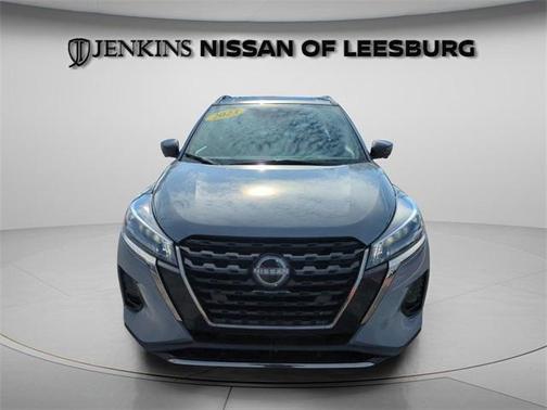 2023 Nissan Kicks SR