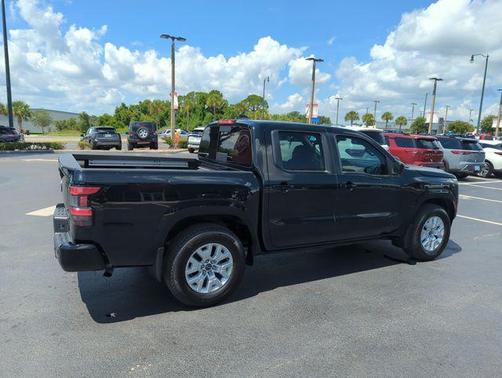 Black 2023 Nissan Frontier SV