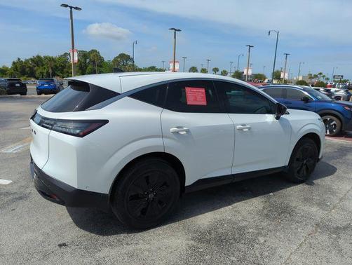 Everest White P 2025 Nissan Murano SV