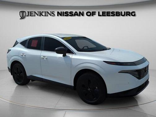 Everest White P 2025 Nissan Murano SV