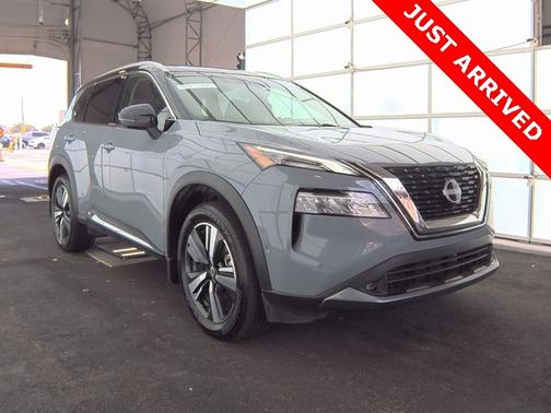 2022 Nissan Rogue SL