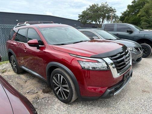 Scarlet Ember 2023 Nissan Pathfinder Platinum
