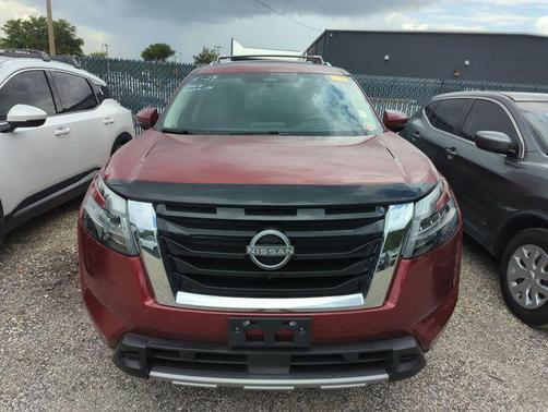 Scarlet Ember 2023 Nissan Pathfinder Platinum