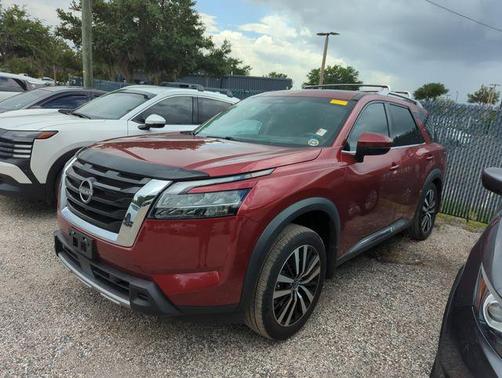 Scarlet Ember 2023 Nissan Pathfinder Platinum