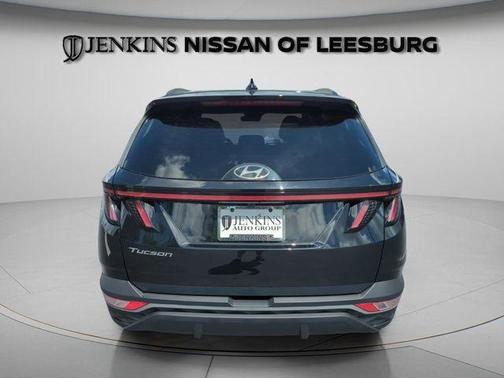 Black Pearl 2024 Hyundai TUCSON SEL