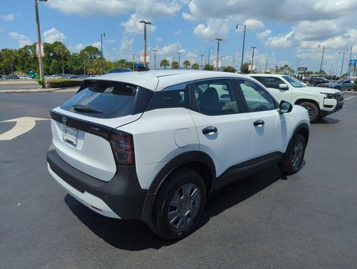 Fresh Powder 2026 Nissan Kicks S