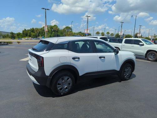 Fresh Powder 2026 Nissan Kicks S