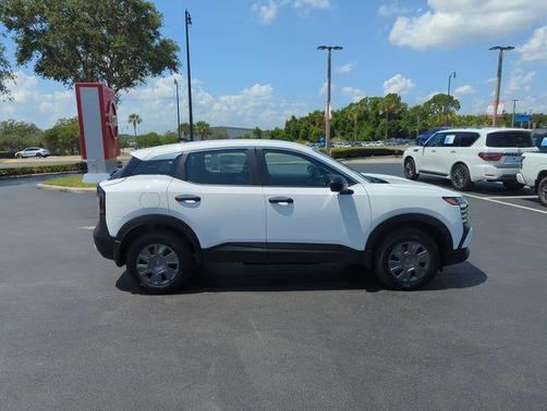 Fresh Powder 2026 Nissan Kicks S