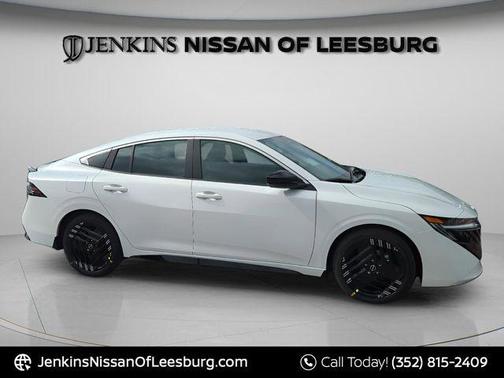 Aspen White 2026 Nissan Sentra SR