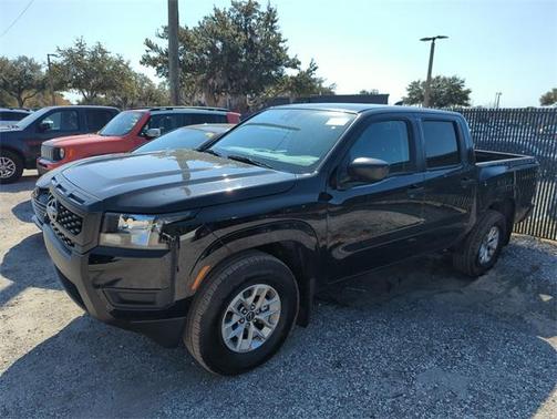 2025 Nissan Frontier S