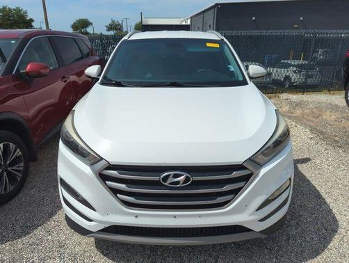Dazzling White 2017 Hyundai TUCSON Eco