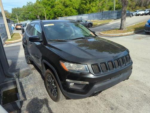 Diamond Black 2019 Jeep Compass Sport