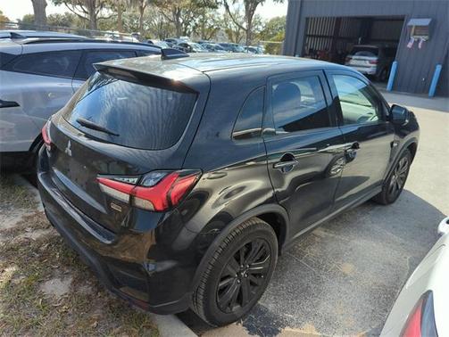 2022 Mitsubishi Outlander Sport LE