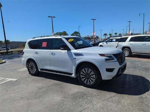 2022 Nissan Armada SL
