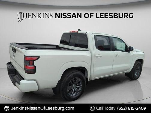Glacier White 2026 Nissan Frontier SV