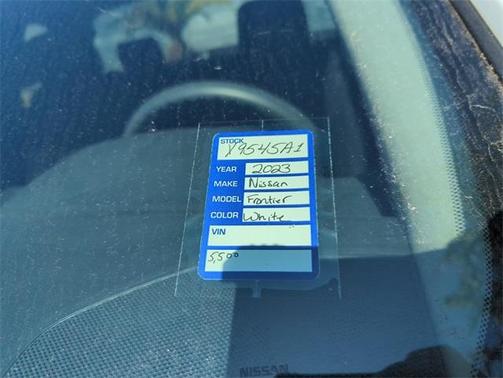 2023 Nissan Frontier S