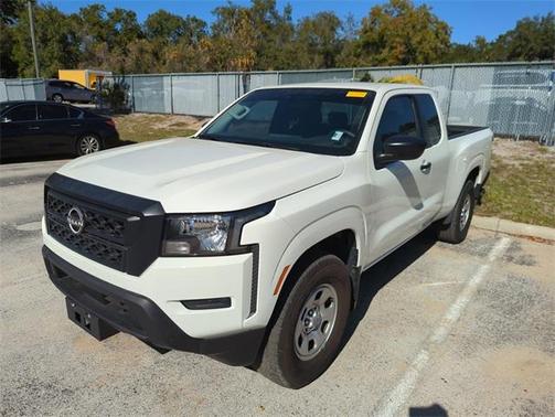 2023 Nissan Frontier S