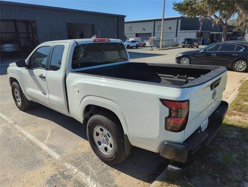 2023 Nissan Frontier S