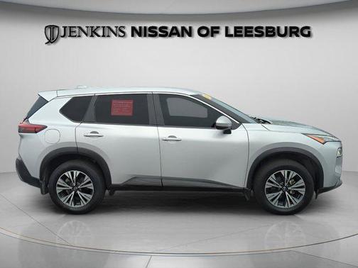 Brilliant Silver Metallic 2023 Nissan Rogue SV