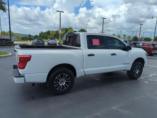 Glacier White 2023 Nissan Titan SV