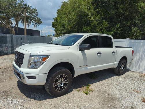 Glacier White 2023 Nissan Titan SV