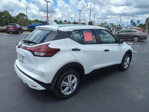 Fresh Powder 2025 Nissan Kicks Play S