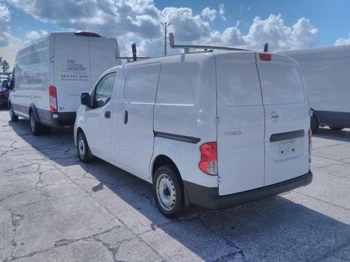 2021 Nissan NV200 S
