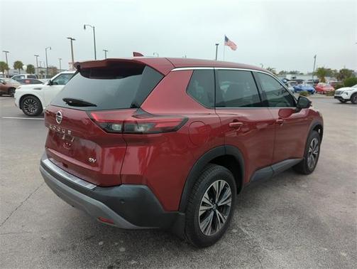 2021 Nissan Rogue SV