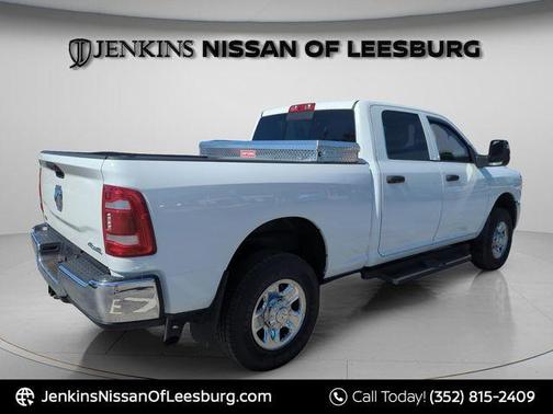 Bright White Clearcoat 2024 RAM 2500 Tradesman